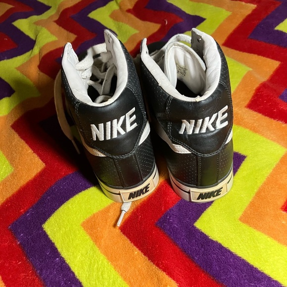 Nike Sweet Classic High Black Blazer Basketball Shoes  354701-004 Men’s 7 - Picture 3 of 8